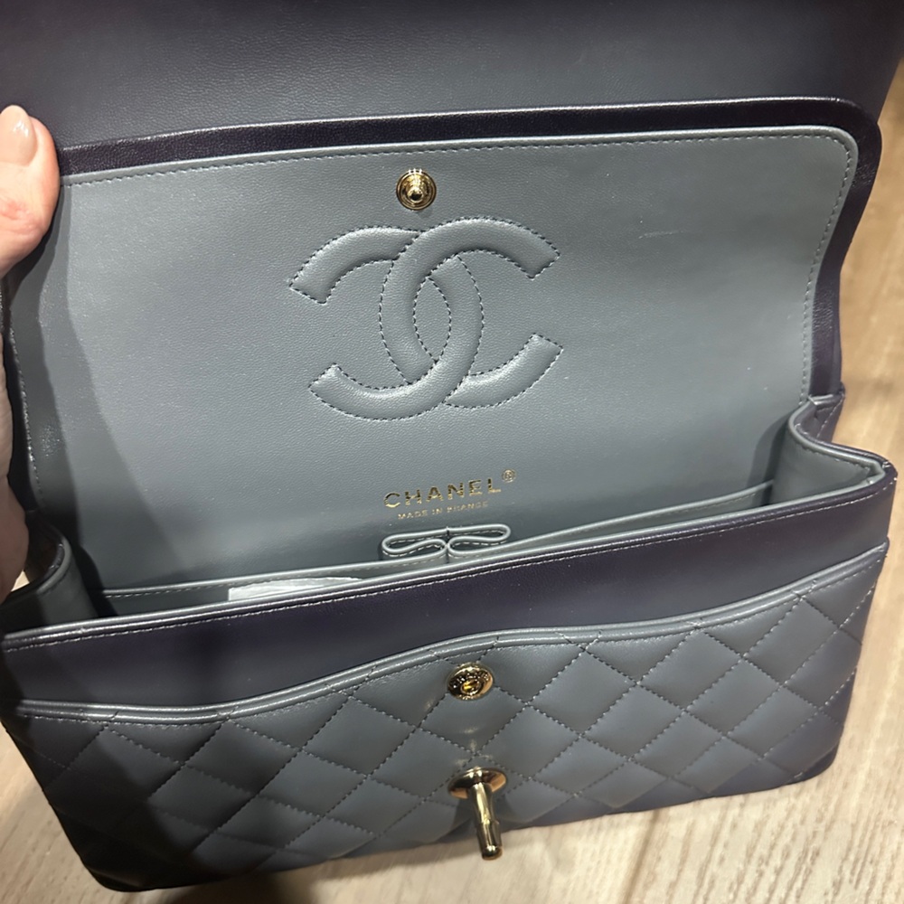 Brand new quilted caviar bag designer - Picture 4 of 5